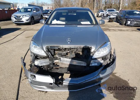 2013 Mercedes-Benz S 550 4Matic из США, поврежденный, VIN WDDNG9EB2DA532677